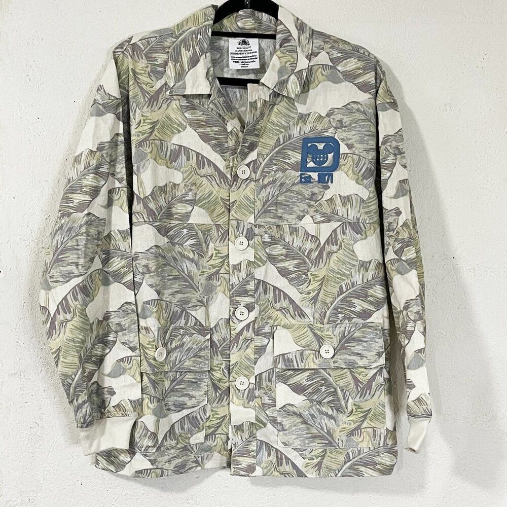 Disney Parks Walt Disney World Tropical Spirit Jersey Button Down‎ NWOT Small